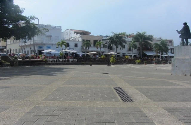 Santo Domingo Zona Colonial Plaza Espana 1